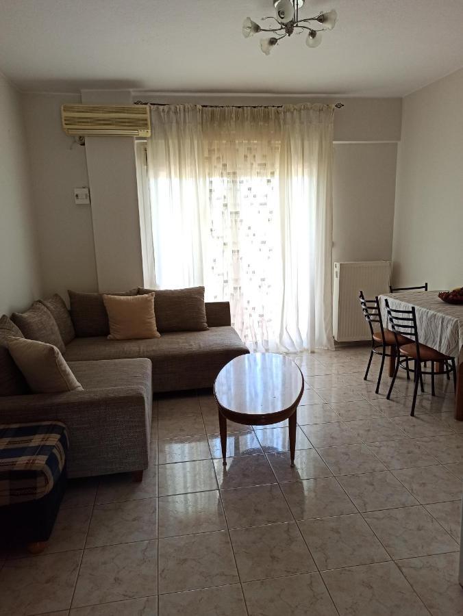 1 Bedroom Apartment In Nea Kallikrateia Eksteriør bilde
