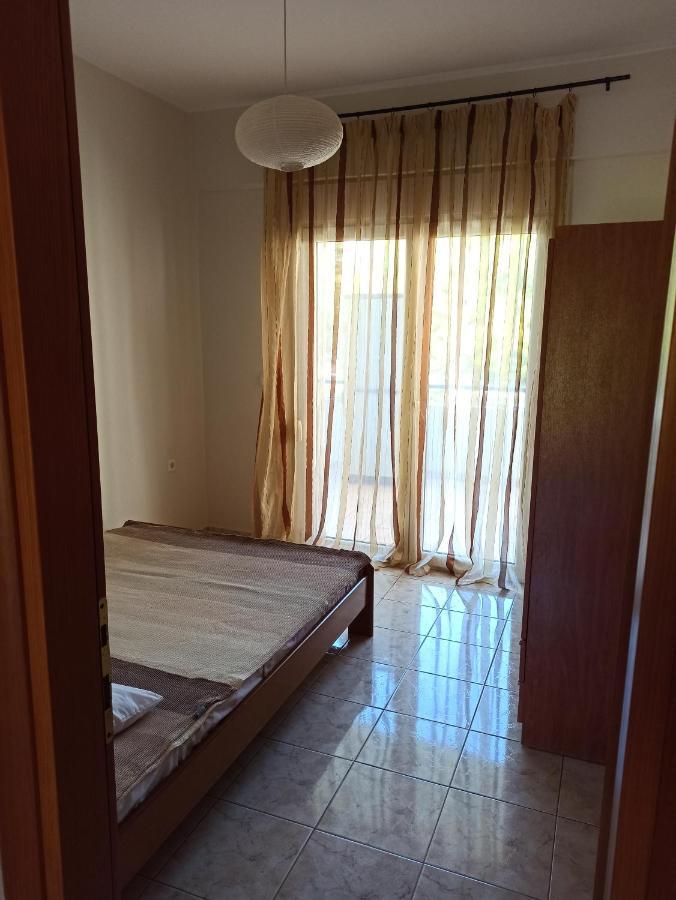 1 Bedroom Apartment In Nea Kallikrateia Eksteriør bilde